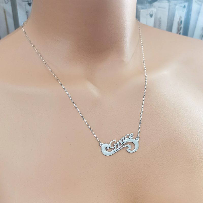 925 Ayar Gümüş İsimli Kolye